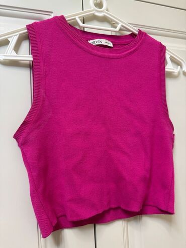 Chery: Brend: Dilvin (Made in Turkey) Məhsul: Qolsuz trikotaj crop top -