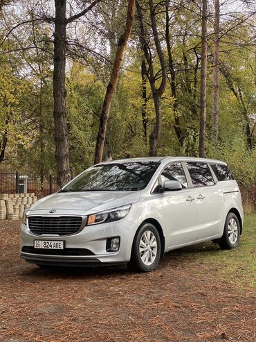 Kia: Kia Carnival: 2017 г., 2.2 л, Автомат, Дизель, Минивэн