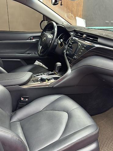 corolla 2016: Toyota Camry: 2018 г., 2.5 л, Вариатор, Гибрид, Седан — 6