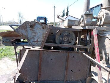 kənd təsərrüfatı texnikası: Traktor Ot ceken, İşlənmiş