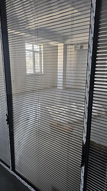 Другие окна на заказ: Стеновые перегородки . стекло каленное с двух сторон, а внутри — 9