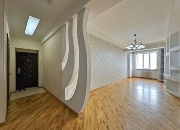 кара балта квартира купить победе: 3 комнаты, 97 м², Индивидуалка, 7 этаж, Евроремонт