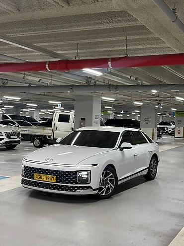 стабил: Hyundai Grandeur: 2022 г., Седан — 1