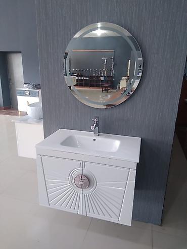 hamam ucun şkaf: Banyo mebeli və üzlük dəstləri - Müxtəlif dizaynda asma və döşəmə — 6