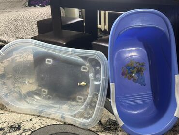 продаю мишку: Ванночки детские в отличном состоянии синяя белая продана
