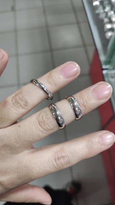 обручальное кольца: Обручальные Кольцо Серебро 925 пробы Качество отличное Размеры имеются