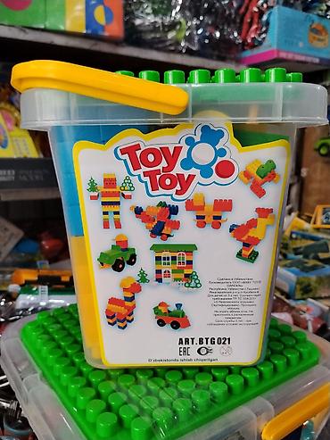 one piece kinder joy: Конструктор ToyToy в ведёрке - Набор крупных разноцветных блоков для — 2