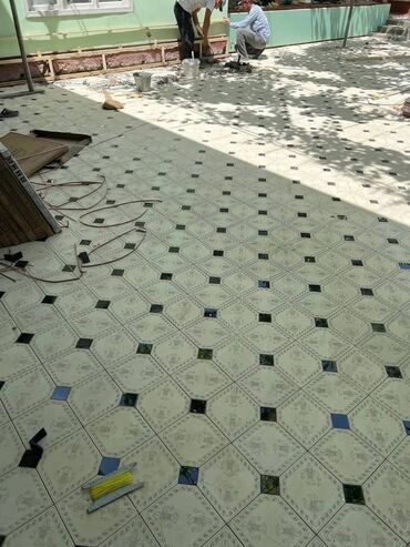 Укладка плитки: Укладка брусчатки качественно гарантия. Бордюры арычки. Замер — 21