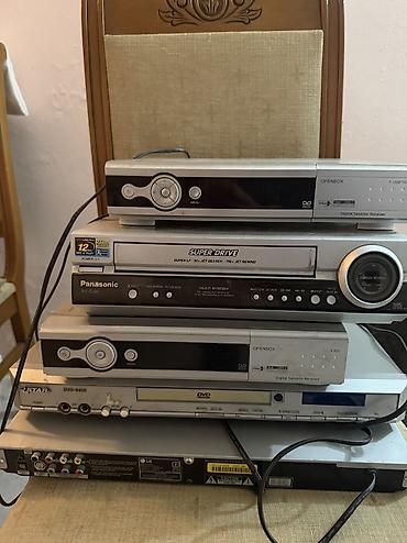 tv stick: Məişət elektronikası paketi – peyk qəbulediciləri, VHS videomaqnitofon — 1
