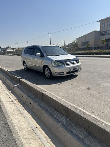 тайота ист машина: Toyota Ipsum: 2002 г., 2.4 л, Автомат, Бензин, Вэн/Минивэн
