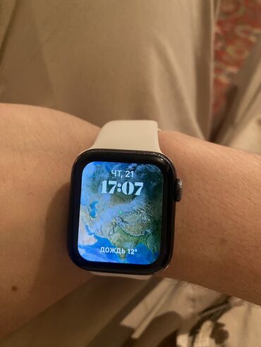 Наручные часы: Продаю Apple Watch 5 series (40мм) Работоспособность отличное