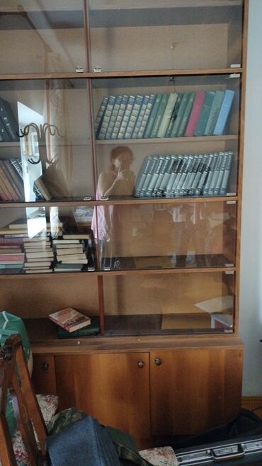книжная полка на стену: Книжная полка, Б/у, Другой материал, Напольная, Самовывоз