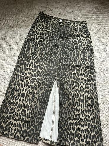 Другая женская одежда: Набор женской одежды (4 предмета) 1) Жакет в тонкую вертикальную — 9