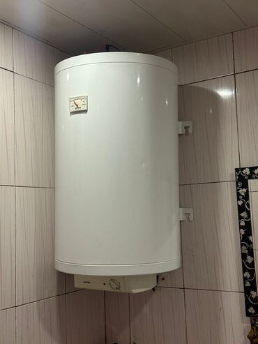 ремонт холодильников на дому: Divar tipli elektrik su qızdırıcısı (boiler) - Silindrik, şaquli