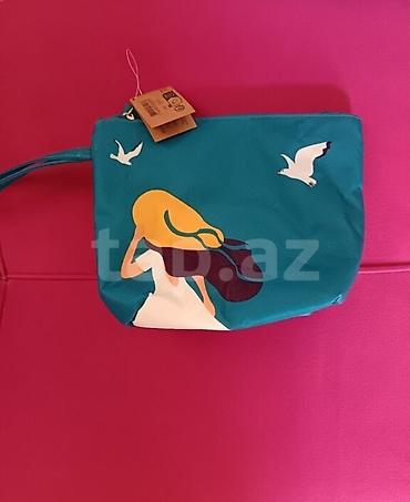 heyvanlar quslar: Rəngarəng kosmetik/aksesuar çantası - Material: suya davamlı parça — 1