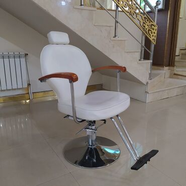 salon kreslolarının satışı: Salon kreslosu satilir Qiymet 100 man Unvan xan xusuniski 21 0777 GX