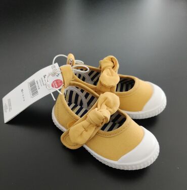 veličina obuće za bebe: Plitke cipele, Veličina - 20