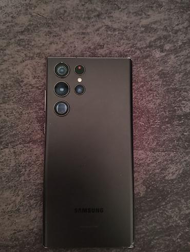 Samsung Galaxy S22 Ultra, Б/у, 256 ГБ, цвет - Черный, 1 SIM, eSIM