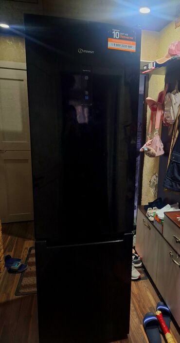 Холодильники: Холодильник Indesit, Б/у, Двухкамерный, Total no frost, 80 * 2 * 85