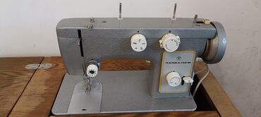 чайки зайки 2: Швейная машинка Чайка, с электрической педалькой. Состояние хорошее
