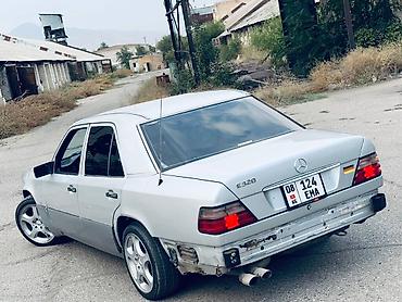 мерс 124 2 2: Mercedes-Benz W124: 1993 г., 3.2 л, Автомат, Бензин, Седан — 5