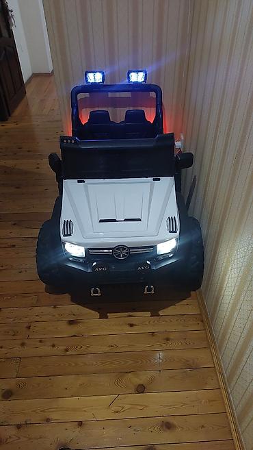Uşaq üçün elektrik maşınları: Uşaq üçün elektrikli off-road tipli minik maşını - Korpus: ağ-qara — 2