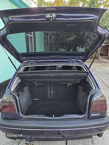 mazda proteg: Volkswagen Golf: 1995 г., Кол менен иштөөчү, Бензин, Хетчбек — 8