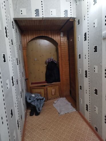 продается 1 комнатная кара балта квартира: 1 бөлмө, Менчик ээси, Чогуу жашоосу жок, Жарым -жартылай эмереги бар