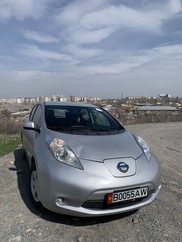 Nissan: Nissan Leaf: 2013 г., Автомат, Электромобиль, Хетчбек