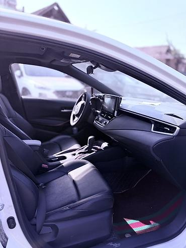 es гибрид: Toyota Corolla: 2021 г., 2 л, Вариатор, Гибрид, Седан — 7