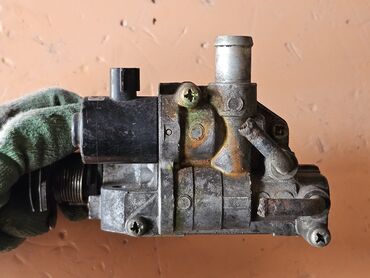 Дроссельные заслонки: Дроссельная заслонка Mazda 1993 г., Б/у, Оригинал, Германия — 6