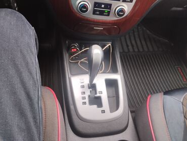 Hyundai: Hyundai Santa Fe: 2009 г., 2 л, Автомат, Дизель, Внедорожник — 9