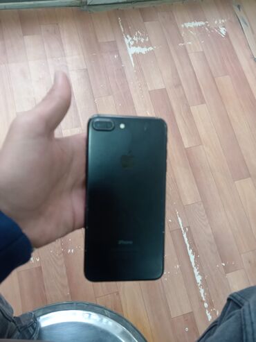 Apple iPhone: IPhone 7 Plus, 32 GB, Jet Black, Barmaq izi, Face ID