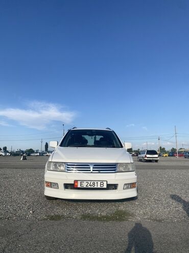 срочно продать машину: Mitsubishi Chariot: 1999 г., 2.4 л, Типтроник, Бензин, Вэн/Минивэн