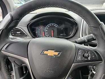 Chevrolet: Chevrolet Spark: 2017 г., 1 л, Вариатор, Бензин, Хэтчбэк — 9