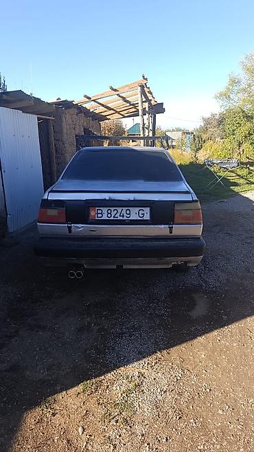 Volkswagen: Volkswagen Jetta: 1985 г., Седан — 4