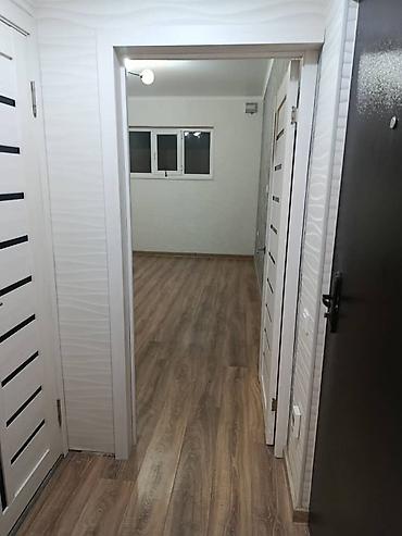 Продажа квартир: 1 комната, 31 м², Сары-Челек ж/м 106 серия улучшенная, Цокольный этаж этаж, Старый ремонт — 7