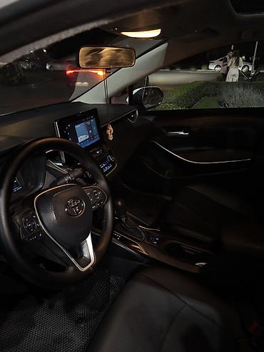corolla fielder: Toyota Corolla: 2023 г., 1.8 л, Гибрид, Седан — 4
