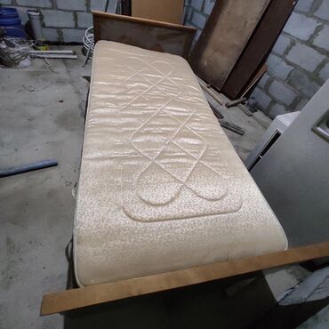 двухъярусная кровать норм: Продам койку с матрасом в хорошем состоянии (2метра длина, 95см