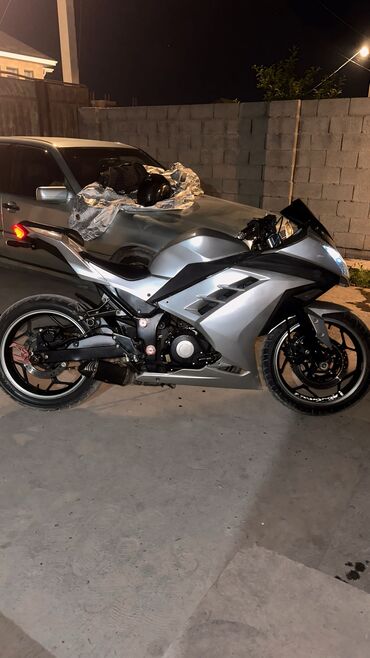 Мотоциклы: Спортбайк Kawasaki, 400 куб. см, Бензин, Взрослый, Б/у