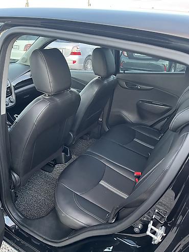 Chevrolet: Chevrolet Spark: 2021 г., 1 л, Вариатор, Бензин, Хэтчбэк — 12