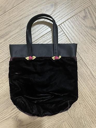 yun corab: Marks & Spencer əl çantası ideal veziyetde 15 azn. - Material: üst — 1