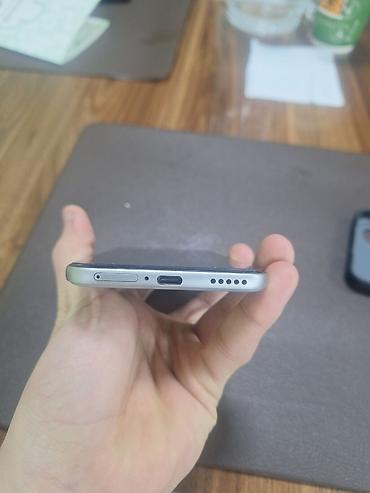 samsung tab a 7: Smartfon – Lightning portlu Xüsusiyyətlər: - Aşağı hissədə Lightning — 1