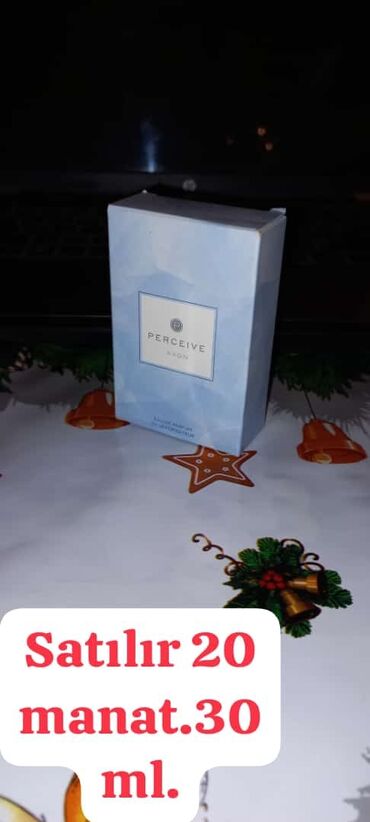 Ətriyyat: Oriflame brendinin "Dancing Lady Hypnotic Night" ətri. Bu ətir 50 ml — 70