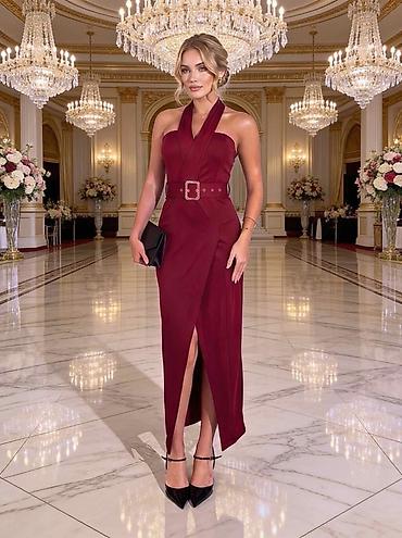 Elegantna večernja haljina sa preklopom i pojasom
3100din
S M L Xl