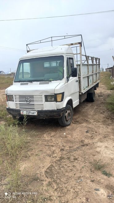 тойота автомобиль: Mercedes-Benz : 1992 г., 2.9 л, Механика, Дизель, Внедорожник