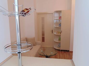 Uzunmüddətli kirayə mənzillər: İçərişəhər metrosuna 4 dəqiqə piyada məsafədə, Qubernator Bağının -da lalafo.az — 10 Uzunmüddətli kirayə mənzillər: İçərişəhər metrosuna 4 dəqiqə piyada məsafədə, Qubernator Bağının — 10