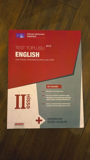 Kitablar, jurnallar, CD, DVD: English test toplusu 2ci hissə