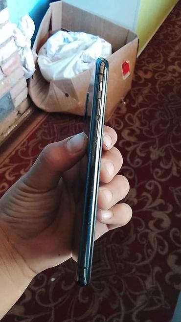 Apple iPhone: IPhone X, Б/у, 64 ГБ, Черный, Чехол, Кабель, 82 % — 10