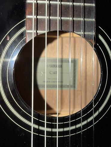 gitara klasik: Yamaha C40 klassik gitara – qara rəng 3 aydı alınıb - Model: Yamaha — 3